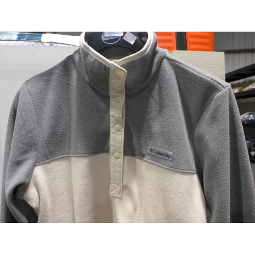 3307 - Women's Columbia Grey and Cream Fleece - size M * this lot is subject to VAT