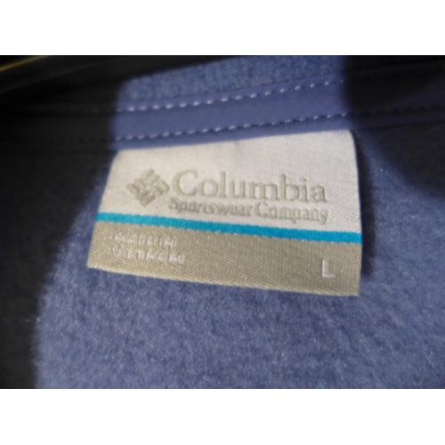 3317 - Women's Columbia Two-Tone Blue Fleece - size L * this lot is subject to VAT