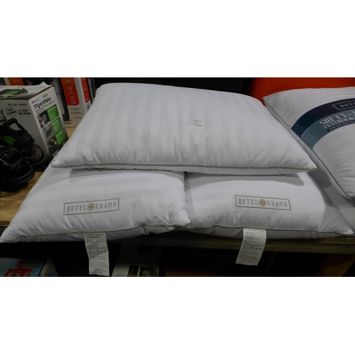 3332 - Hotel Grand Down Roll  jumbo Pillows - 3 pack  (309-158)   * This lot is subject to vat