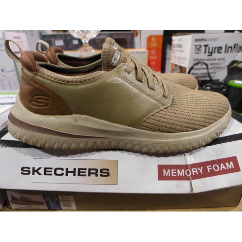 3335 - Men's taupe Skechers - UK size 8 * this lot is subject to VAT