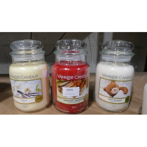 3005 - Six Yankee Candles  (309-40,41)   * This lot is subject to vat