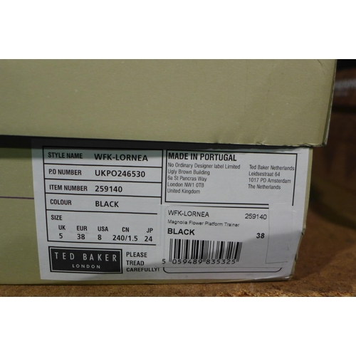 3017 - Women's black Ted Baker trainers - UK size 5 * this lot is subject to VAT