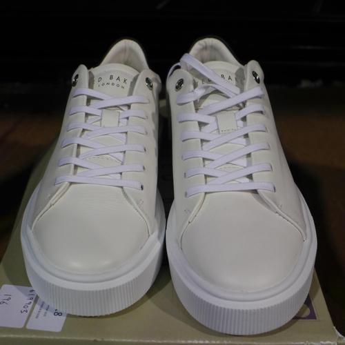 3018 - Women's white Ted Baker trainers - UK size 5 * this lot is subject to VAT