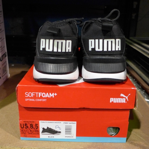 3019 - Men's black Puma trainers - UK size 8 * this lot is subject to VAT