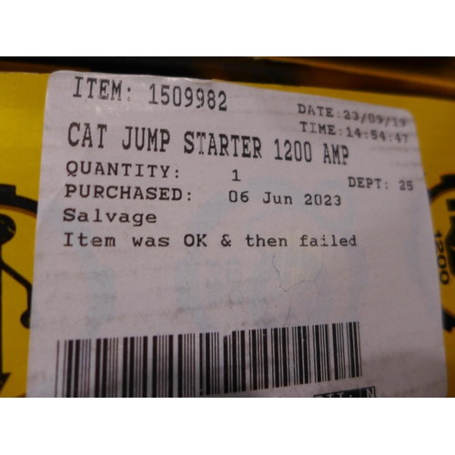 3371 - Cat Jump Starter 1200 Amp Model: cj1000Dxt   (309-101)   * This lot is subject to vat