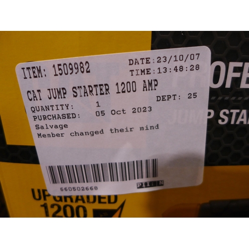 3373 - Cat Jump Starter 1200 Amp Model: cj1000Dxt  (309-103)   * This lot is subject to vat