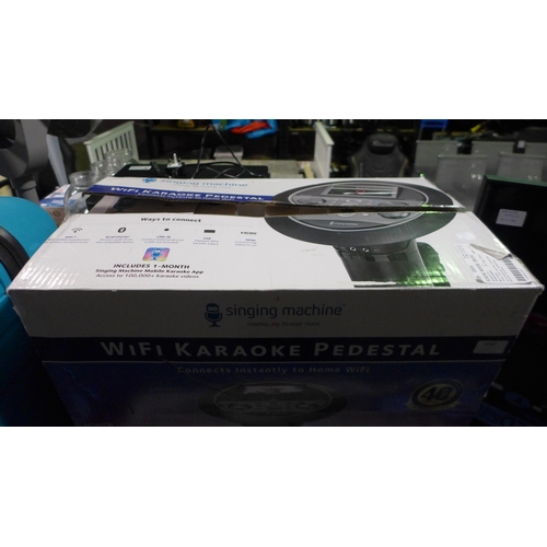 3030 - Singing Portable Karaoke Machine (model: Ism1090)  Original RRP £199.99 + vat               (309-19)... 