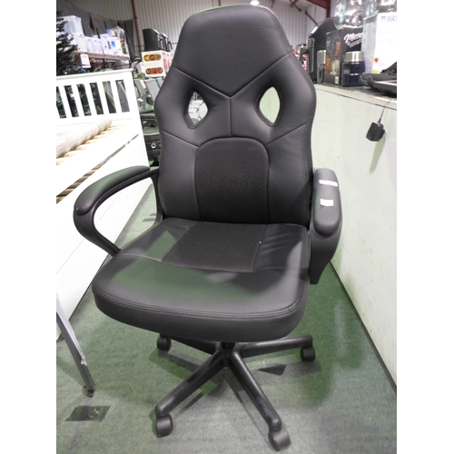 3410 - Black fabric, Gas-Lift Gaming Chair on Wheels