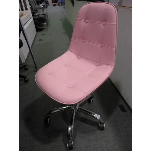 3413 - Pink Pu Tufted Swivel Office Chair on Wheels - Marked