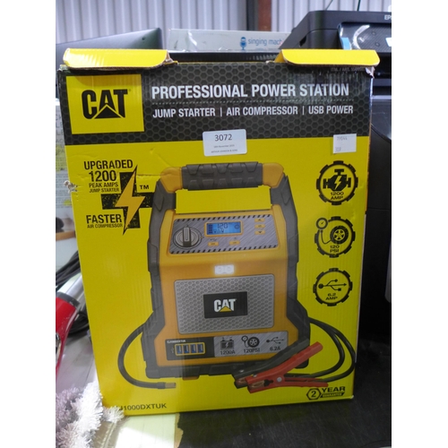 3072 - Cat Jump Starter 1200 amp - model no - cj1000Dxt   (309-33)   * This lot is subject to vat