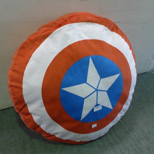 3084 - Marvel Avengers Round Cushion