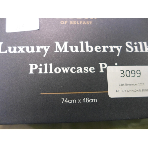 3099 - Mulberry Bedeck Silk Pillowcase & One Other  (309-368)   * This lot is subject to vat