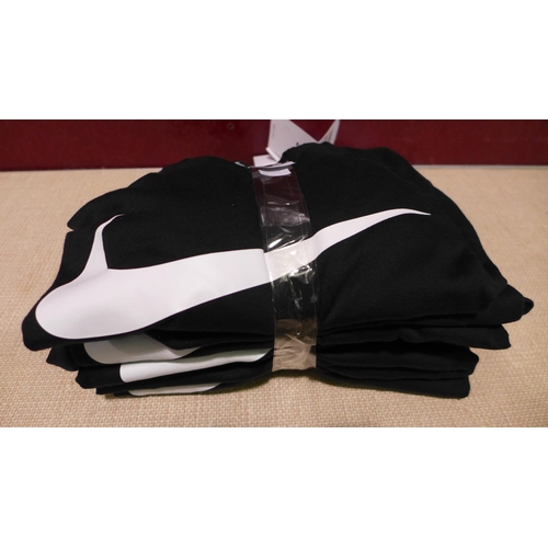 3125 - Nine Men's black Nike Dri-fit T-shirts - size XXL  * this lot is subject to VAT