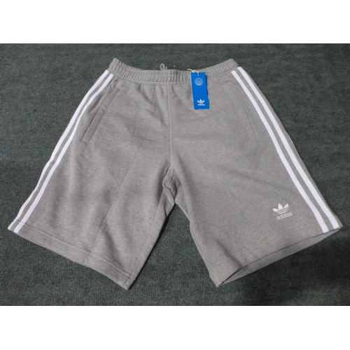 3263 - Five pairs of men's grey Adidas shorts - size L * this lot is subject to VAT