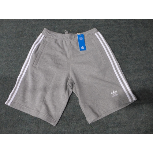 3276 - Five pairs of men's grey Adidas shorts - mixed size * this lot is subject to VAT