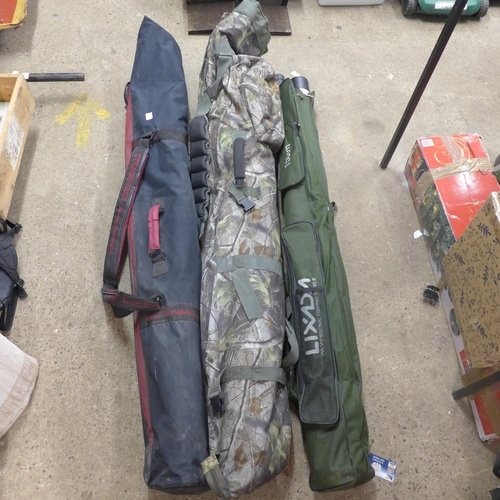 2383 - 3 Fishing bags with rods