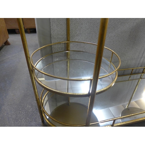 1491 - A gold mirrored bar table