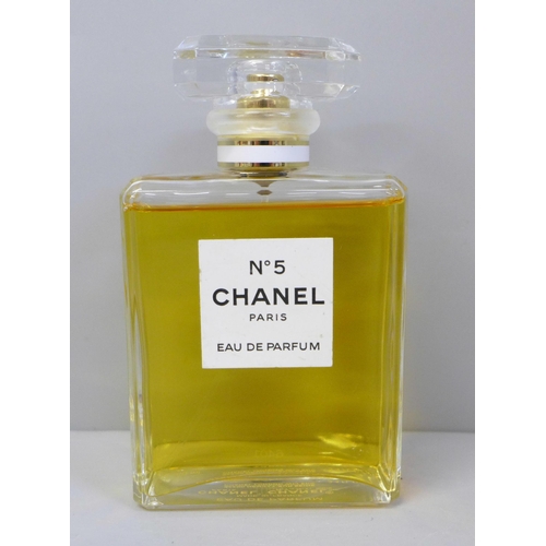 622 - A bottle of Chanel no. 5, eau de parfum, 100ml