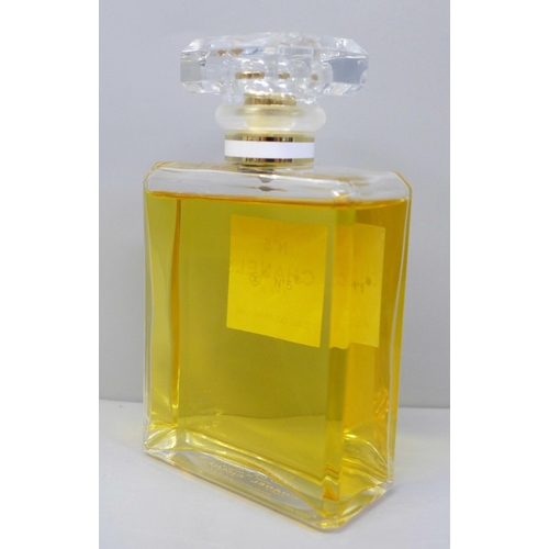 622 - A bottle of Chanel no. 5, eau de parfum, 100ml