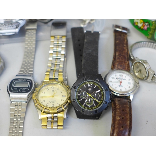 627 - A box of wristwatches