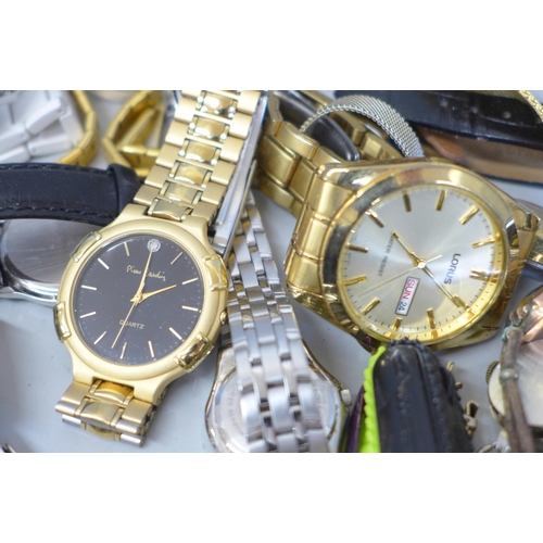 676 - A collection of wristwatches and pocket watches