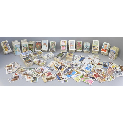 678 - A collection of cigarette cards including Ogdens, Wills and Players