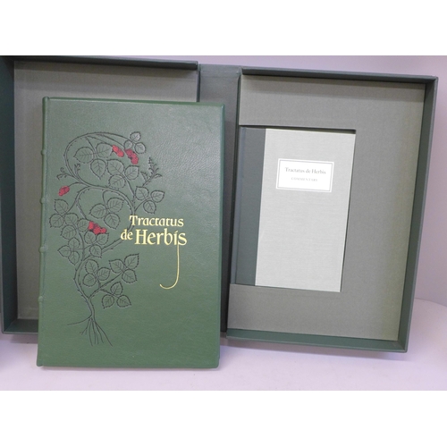 713 - Folio Society, Tractatus de Herbis, limited edition no. 262/1000, facsimile edition