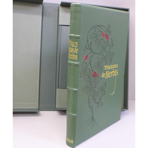 713 - Folio Society, Tractatus de Herbis, limited edition no. 262/1000, facsimile edition