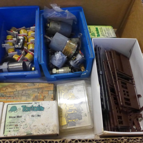 755 - Model rail parts, bogies, conductors, wagons, sheds, animals, badges, etc. **PLEASE NOTE THIS LOT IS... 