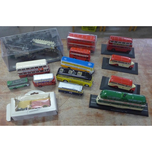 758 - Die-cast model buses including a Guinness advertising set