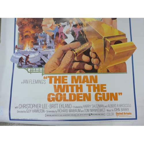 844 - A Dutch James Bond Man With The Golden Gun film poster