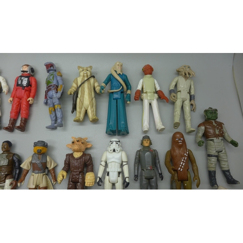 882 - A bag of Star Wars figures