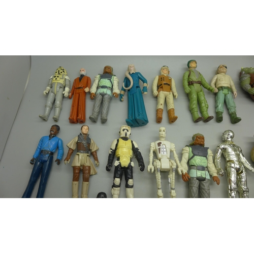 883 - A bag of Star Wars figures