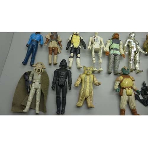 883 - A bag of Star Wars figures