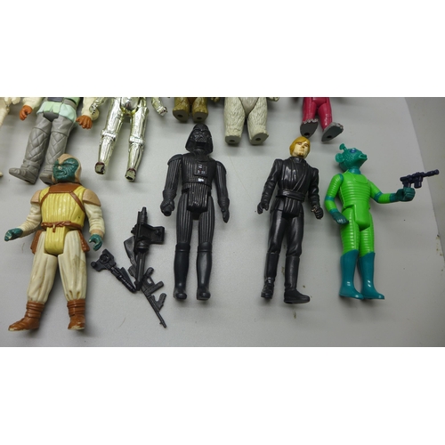 883 - A bag of Star Wars figures