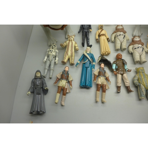 884 - A bag of Star Wars figures