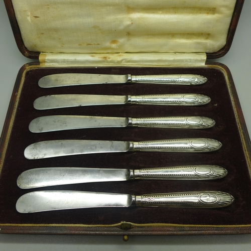 887 - A cased set of six knives, Sheffield marks