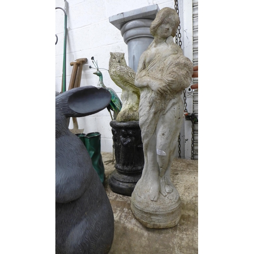 2310 - A selection of garden ornaments