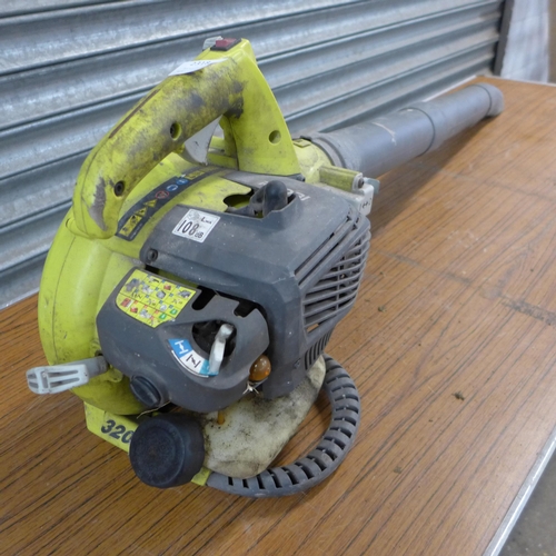 2318 - A Ryobi 320 km/h blower