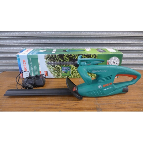 2319 - A Bosch Easy Hedge Cut 12-350 electric hedge cutter complete with box, battery and charger