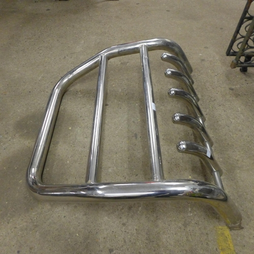 2340 - A bull bar for a van