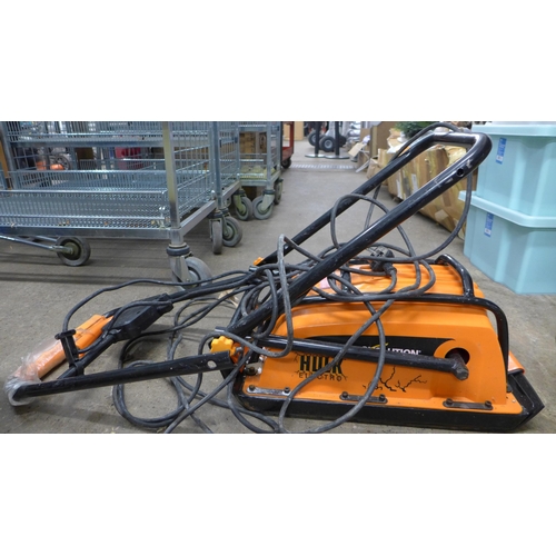 2356 - An Evolution Hulk Electro Compactor 230v, 1300w electric wacker plate - W