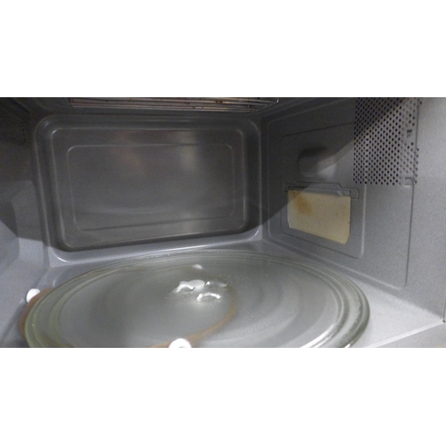 2381 - A Panasonic NN-GD37HS 1000w microwave