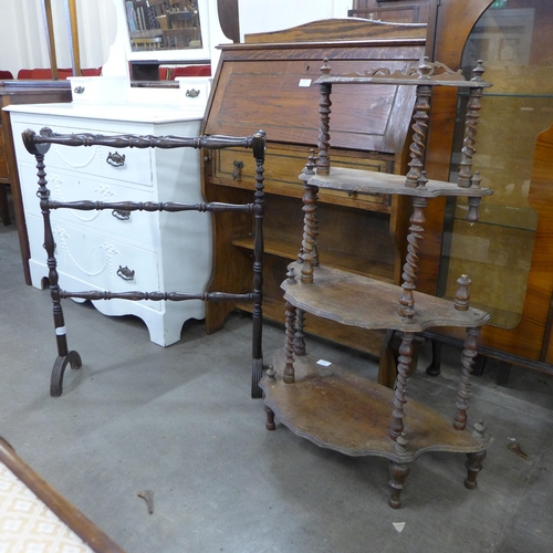 226 - A Victorian mahogany towel rail and a mahogany barleytwist whatnot