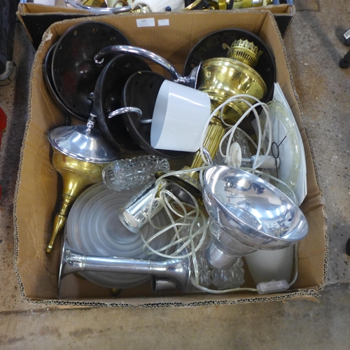 280 - Two boxes of assorted vintage table lamps, wall lights, etc.