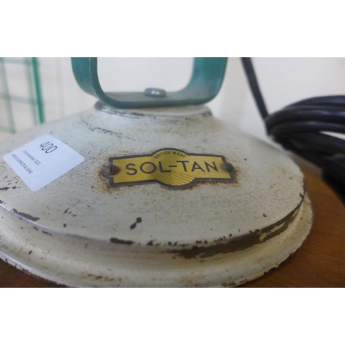 400 - A vintage Sol-Tan anglepoise work lamp