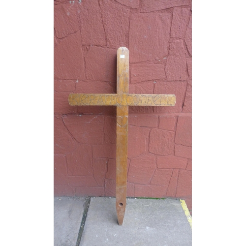 405 - An Irish wooden cross