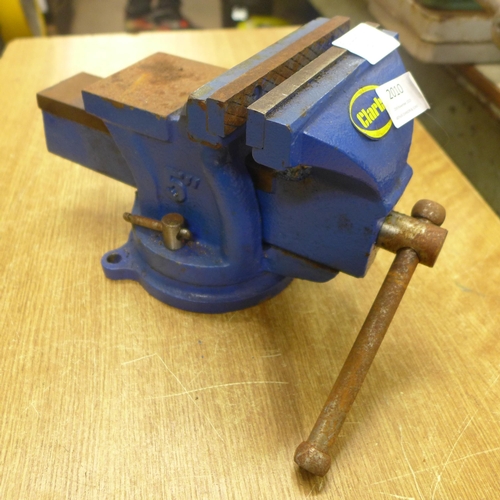 2010 - A Clarke engineer's bench vice