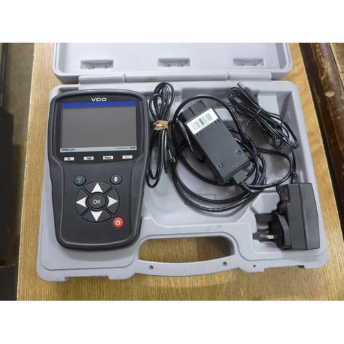 2048 - A VDO tyre pressure monitoring system (TPMS PRO)
*This lot is subject to VAT