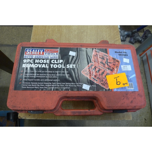 2075 - A Sealey VS1662 nine piece hose clip removal tool
*This lot is subject to VAT